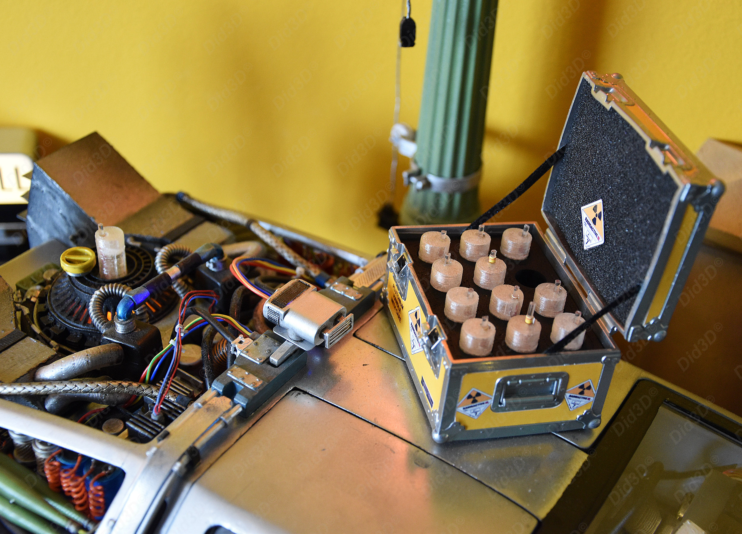 PLUTONIUM Caisse BTTF 1/8em - 7