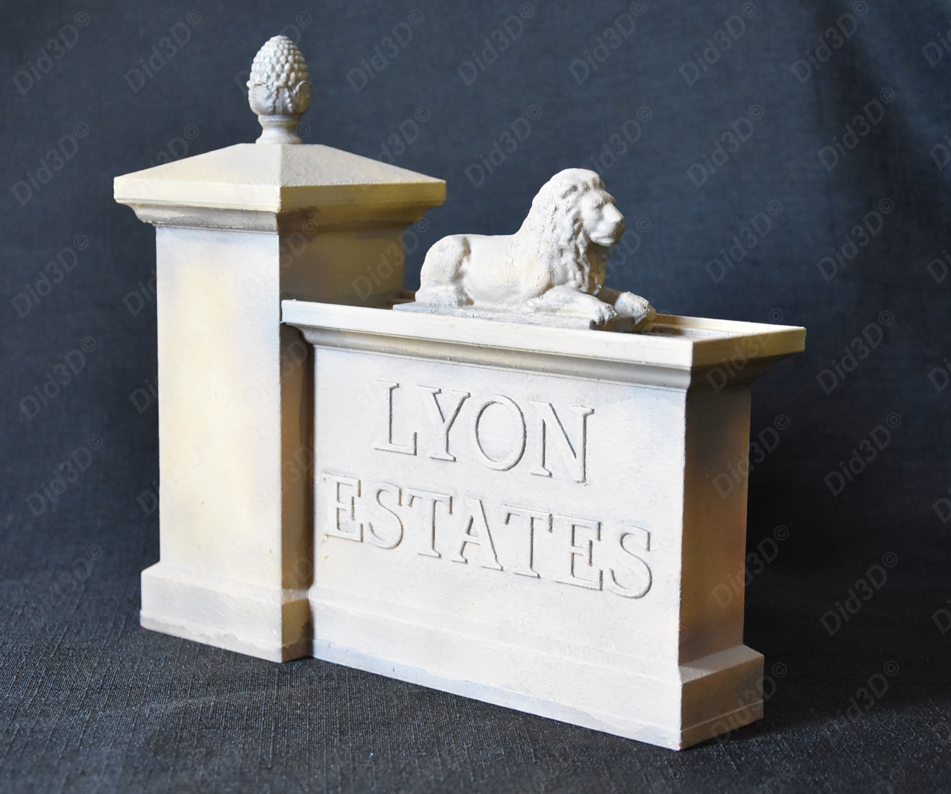 LYON ESTATES Gate Back to the Future - 2