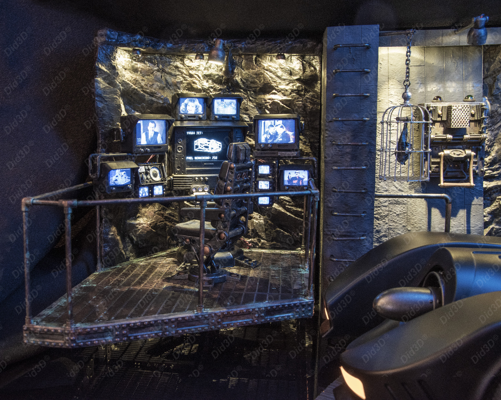 BatCave Did3d Diorama(Sans Voiture) - 8